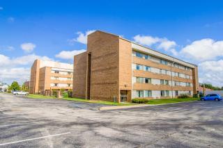 Tulsa Square Hotel Central, I-44 By OYO - Tulsa - 9