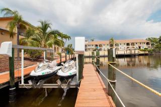 OYO Waterfront Hotel- Cape Coral Fort Myers, FL - 3
