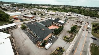 Riverside Inn & Suites by Danville Ceasers Casino - 3