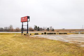 Harlan Inn and Suites By OYO Harlan - Harlan - 9