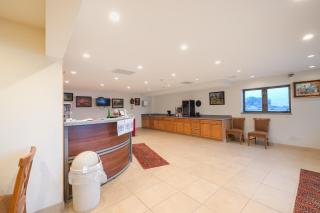 Harlan Inn and Suites By OYO Harlan - Harlan - 3