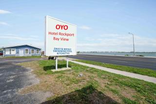 OYO Hotel Rockport- Bay View - 8