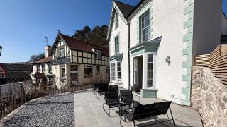 Family Holiday Home by the Great Orme Tramway and Beach - Llandudno - 0