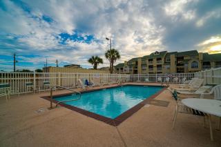 Island Inn By OYO Galveston Beach, TX - 6