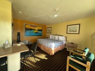 Super Inn By Oyo Daytona Beach Near Airport - Daytona Beach - 1