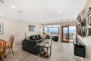 H167 - Hamilton Cove Villa 1-67 - Avalon - 2