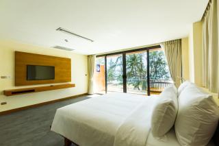 Coriacea Beachfront Boutique Phuket Resort - 7