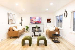Cozy Home, Stylish and Inviting - Federal Way - 0