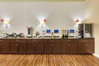 Best Western Watertown/Fort Drum - Watertown - 8