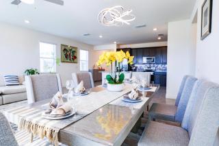 Near Disney Deluxe Room A - 8