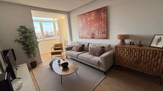 Cozy Apartment for Family and Group of Friends - Linda-a-Velha - 0