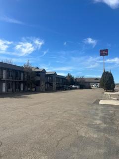 Sundowner Inn Forsyth - 6