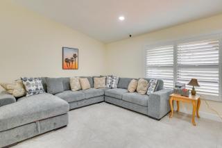 Saltwater Pool and Lanai Lehigh Acres Escape! - Lehigh Acres - 8