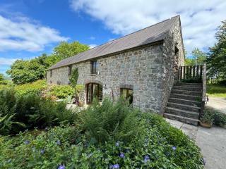 Stable Cottage - Newport - 8