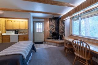 Fishing Cabin in the Woods - 9