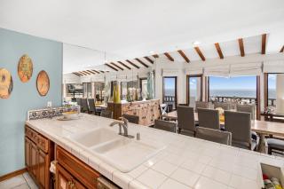 H1872 - Hamilton Cove Villa 18-72 - Avalon - 1