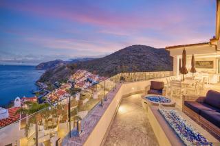 H208 - The Honeymoon Penthouse Suite Palazzo De Mare - Avalon - 0