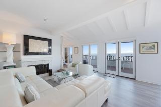 H242 - Hamilton Cove Villa 2-42 - Avalon - 8