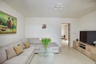 Villa Valeriana - - 2