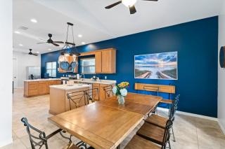 Spacious 5 Bd 3 Bath Home Swim Spa Near Beaches - Palm Harbor - 4