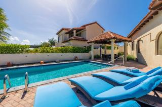 21 Caya Bista Lamar - Palm-Eagle Beach - 0