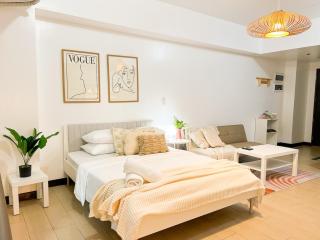 BGC Luxury, Venice Grand Canal Mall #vlrtc27c - Manila - 6