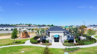 Near Disney Deluxe room C - 9