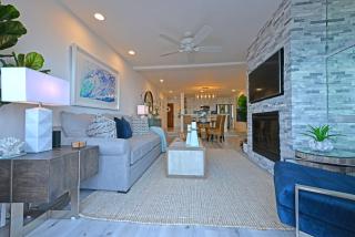 H890 - Hamilton Cove Villa 8-90 - 8
