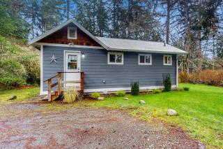 Little House in the Big Woods - Freeland - 8
