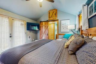 Little House in the Big Woods - Freeland - 7