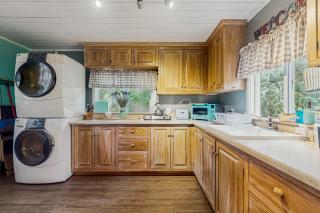 Little House in the Big Woods - Freeland - 3