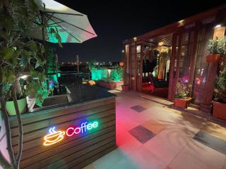 Amazing rooftop 1 BR - 2