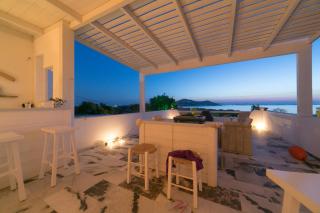 Seaside stays and tours in Naxos, Greece - Naxos Chora - 0
