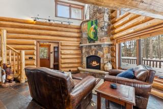 Blue River Escape with Private Studio & Hot Tub - 3