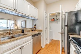The Cozy Domain Austin Apartment with Pool Access - Austin - 1