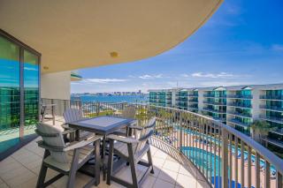 Phoenix on the Bay 1530 condo - 9
