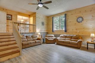 Mtn-View Gem Flat Rock Retreat with Deck and Grill! - - 6
