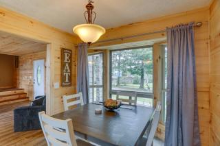 Mtn-View Gem Flat Rock Retreat with Deck and Grill! - - 4