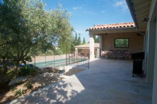 Sous le figuier - La Roque-sur-Pernes - 8