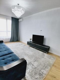 Просторная и комфортная квартира - Almaty - 1