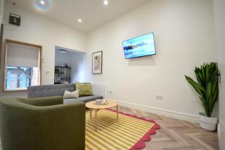 CITYeSCAPE - Spacious 1BR Duplex Sofabed - NQ - Manchester - 4
