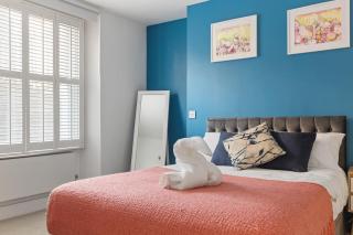 Stylish Camden Apartment - Garden Access & Metro - 7