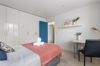 Stylish Camden Apartment - Garden Access & Metro - 6