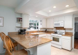 223 Agate Ave - 7