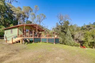 Hot Tub and Fire Pit Secluded Dos Rios Escape! - - 9