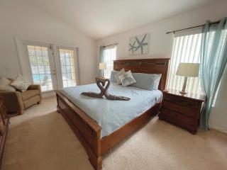 373 - Stunning 4 Bedroom Villa with own Private South East Facing Pool - Orlando - 5