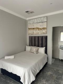 At JayRose - Kimberley - 5