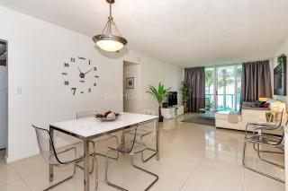 Ocean front, full equiped, pool and parking 2M - Hollywood - 8