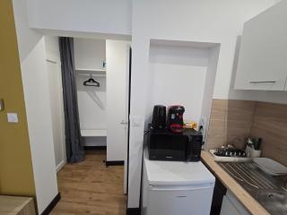 E1 - Charmant studio en intramuros, rénové climatisé - Avignon - 6