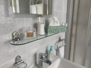 Inge's Arthouse & Gardenlounge, bei Frankfurt - Eschborn - 1